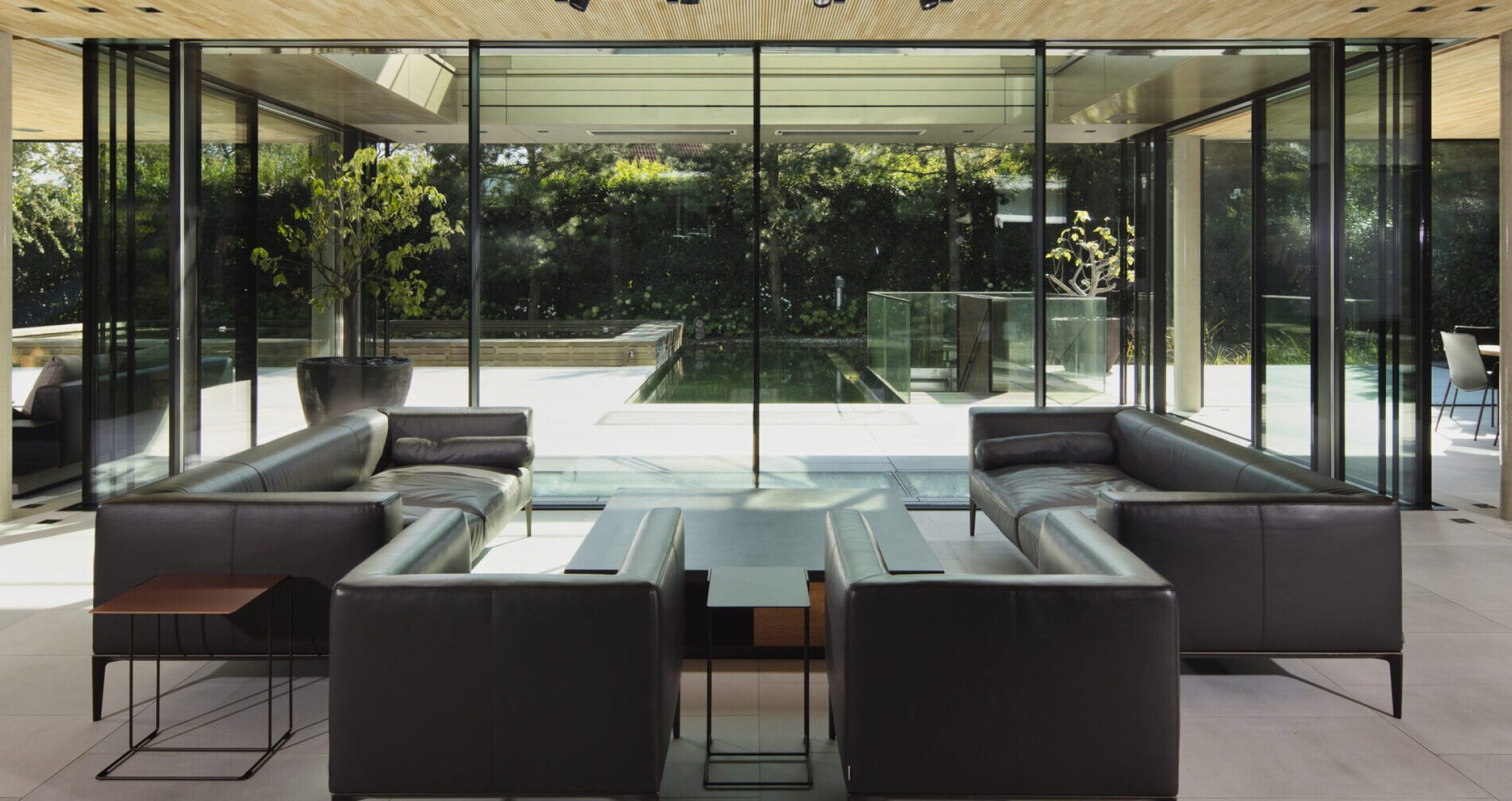 PÖHÖ33, design by Zoran Bodrozic. Photography by Faruk Pinjo, 2020.